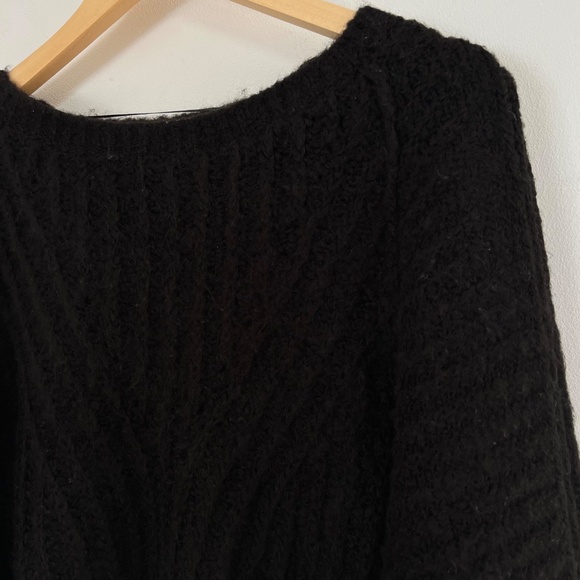 $128 Free People Black fuzzy knit pullover sweater relax fit XL - Picture 3 of 6